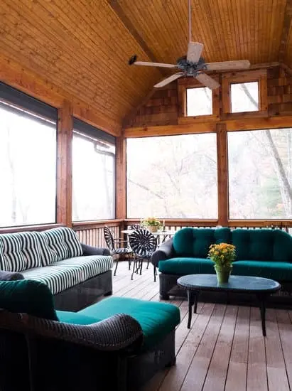 Screen room example